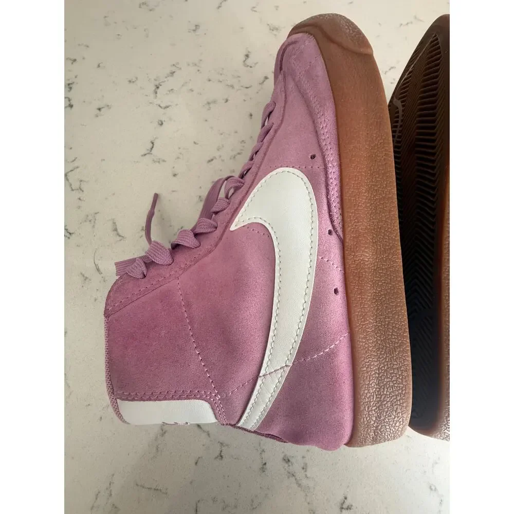 Nike Blazer Mid '77 Women's 7.5 Suede Pink Gum Sole Sneakers